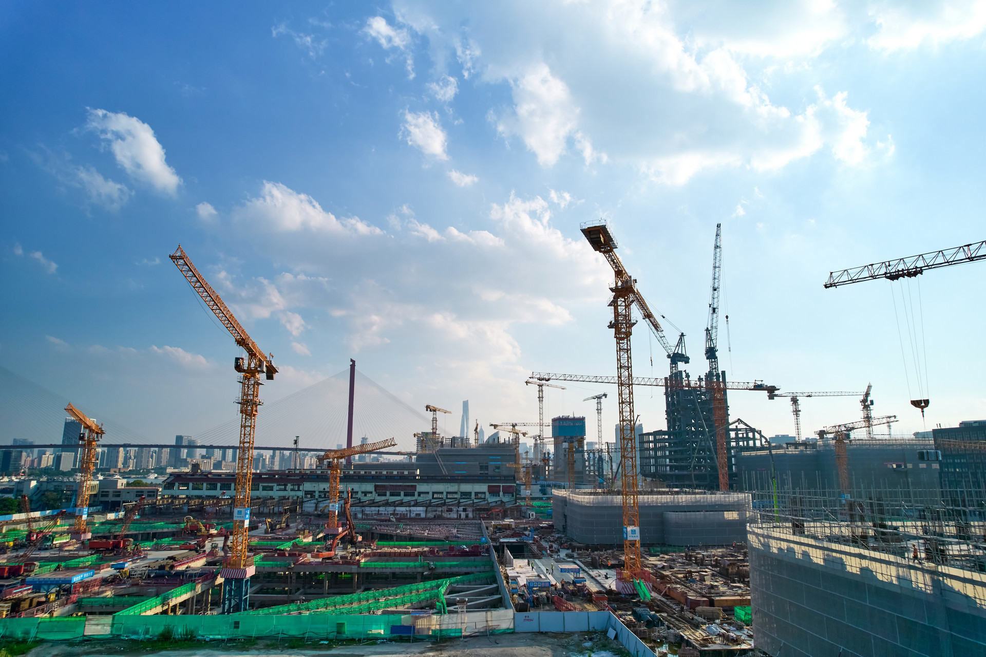 各方严把质量关口 平度市监督保障重大工程项目建设